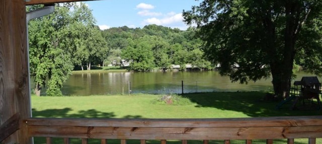 Waterfront Retreat on New River/Claytor Lake