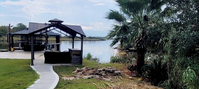 Waterfront studio in amazing bay view with AC, WiFi