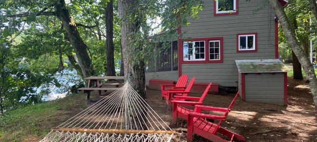 Waterfront Tamarack Cabin near Saratoga, Lake George