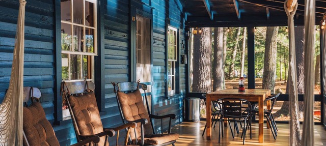 Waterfront Willow Cabin near Lake George, Saratoga
