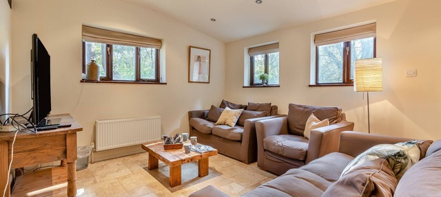 Watermere Barn - Three Bedroom House, Sleeps 6