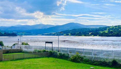 Waters Edge - Conwy Estuary