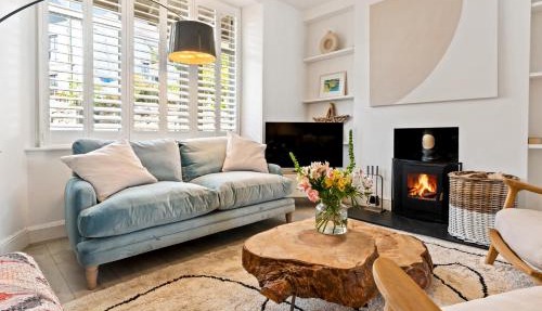 Waterside cottage - log burner - 10 mins to Falmouth