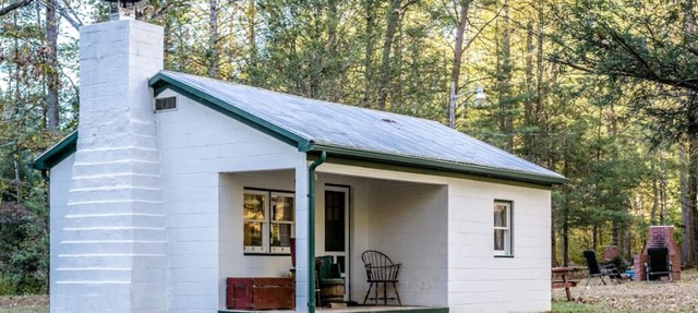 Weaver Cabin: A Glamping Experience