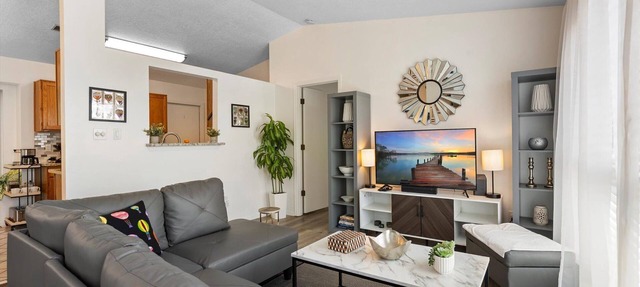 Welcome to Mountain View Escape - No house guests without prior approval from host.