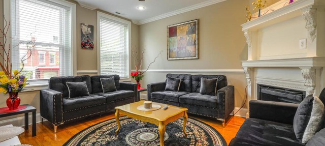WFH in DC! Rowhouse Unit w/Office & Deck By HU