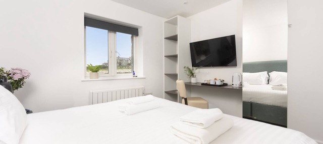 Wheal Cunning, B&B - a hotel room that sleeps 2 guests in 1 bedroom