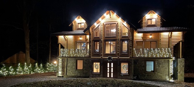 Whispering Creek Retreat