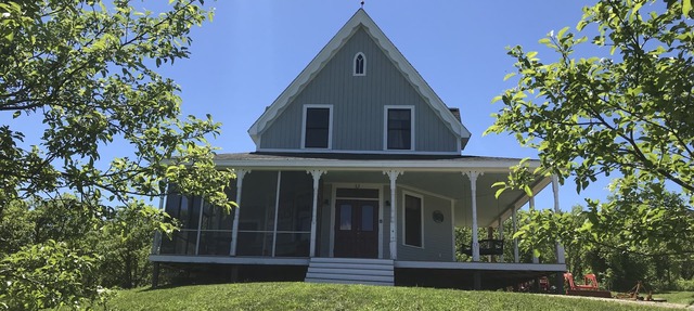 White Mountain Orchard House
