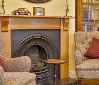 Windsor/Legoland/Ascot charming 3BR home in centre