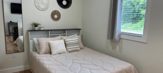 Winney Hill Studios #1 of 8 Studios - Handicap - Full Renovation, 1 mile to ASV