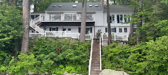 Winter Harbor Getaway