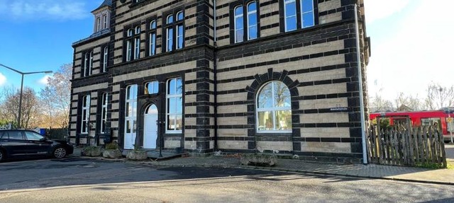 Wohnen wie im Schloss - Alter Bahnhof von Kruft