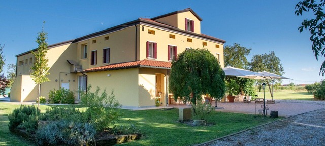 Wonderful private villa for 7 people with A/C, private pool, WIFI and pets allowed