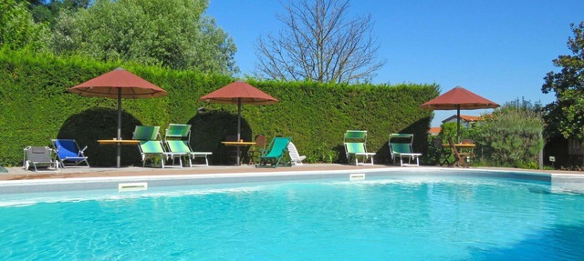 Wonderful private villa for 6 people with A/C, pool, WIFI, TV and balcony