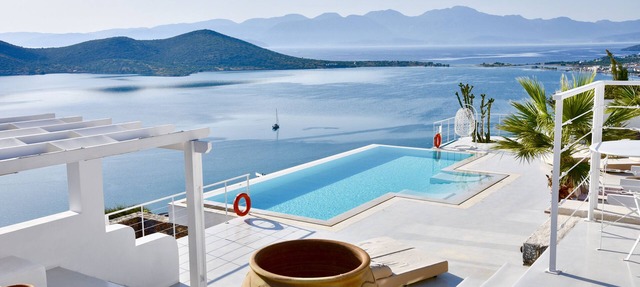 Wonderful Villa facing the sea: Dream Villa