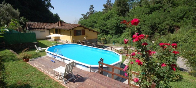 Wonderful villa for 6 people with internet, private pool, TV, patio and pets allowed