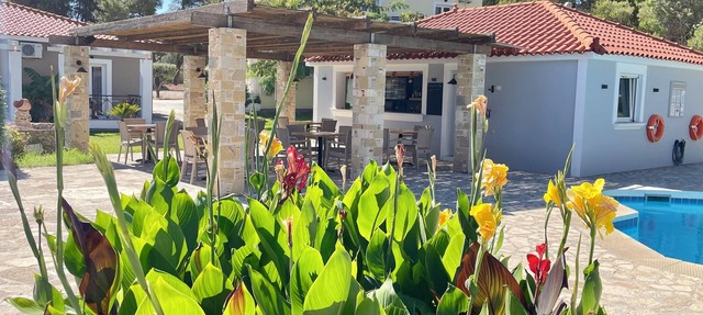 Zeus Hotel