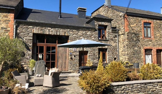 À l’aise