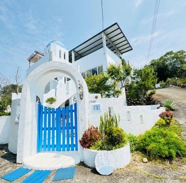 藍屋頂民宿Blue Dome
