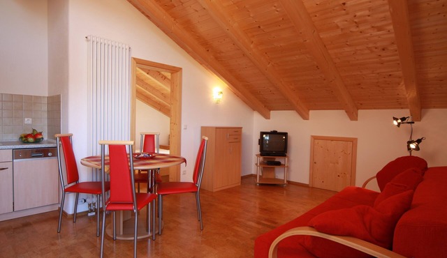 04 Apartment Engelstein max. 3 pers. 32 sqm, kitchen, living room, 1 bedroom, balcony