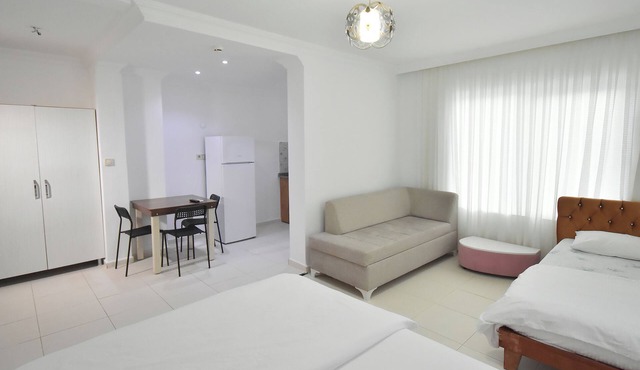 1+0 Studio Apartment