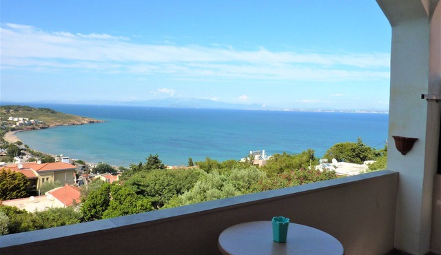 1-2 Studio with Panoramic Sea View