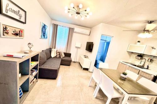 1.5 Generator 2nd Floor Parking 1BR 396sf