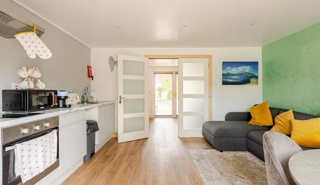 1-bed Cosy Country Retreat- Sleeps 5, Emerald Park