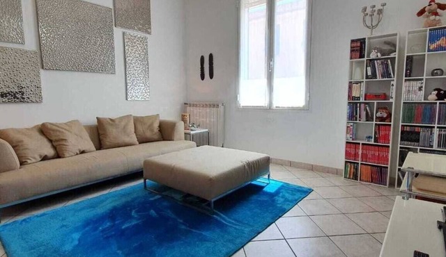 1 Bed Flat - Sleeps 2 - Parking - Wifi