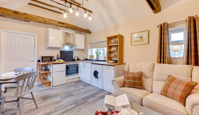 1 Bed in Great Waldingfield (oc-ac1)