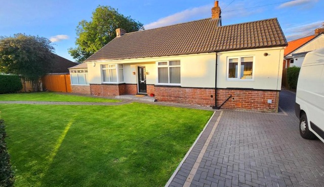 1-Bed Studio with Parking Ideal for Couples
