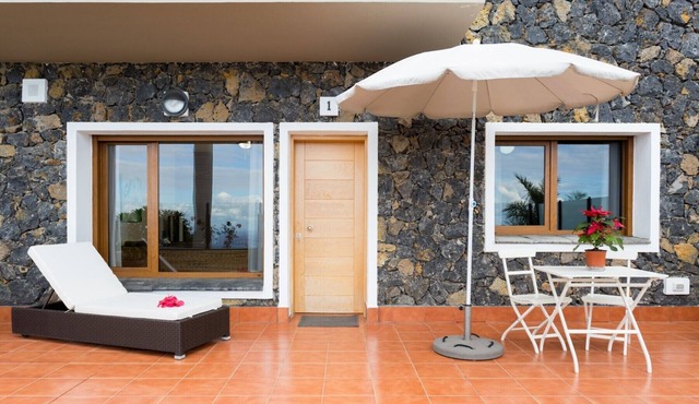 1 Bedroom , SEA VIEW, HEATED POOL, Heating, free Wifi, big terrace (1)