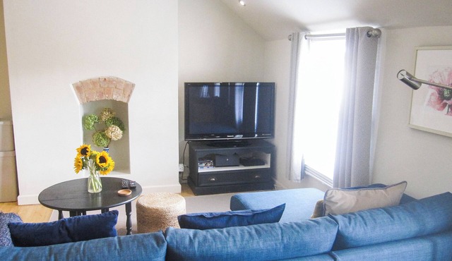 1 bedroom accommodation in Gloucester