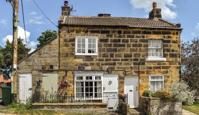 1 bedroom accommodation in Castleton