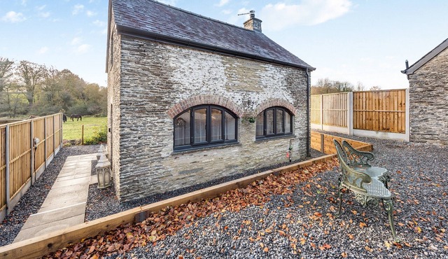 1 bedroom accommodation in Cribyn, near Lampeter