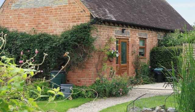 1 bedroom accommodation in Bidford-on-Avon, near Alcester