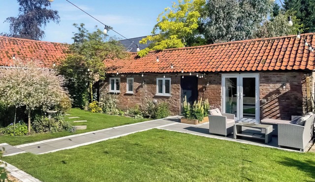 1 bedroom accommodation in Gorefield, near Wisbech