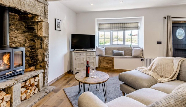 1 bedroom accommodation in Colne
