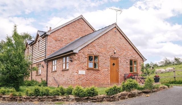 1 bedroom accommodation in Bickley, near Malpas