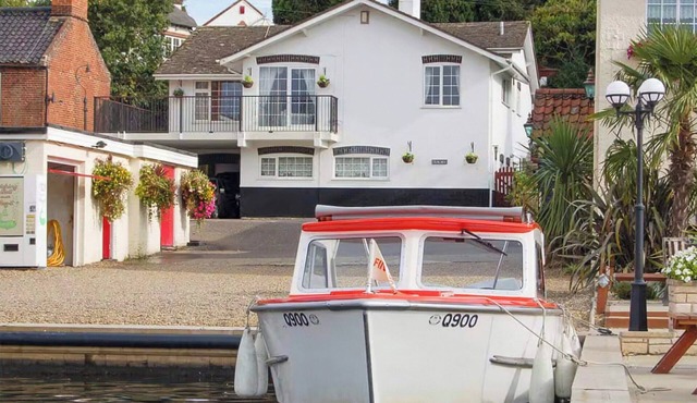 1 bedroom accommodation in Horning, near Norwich