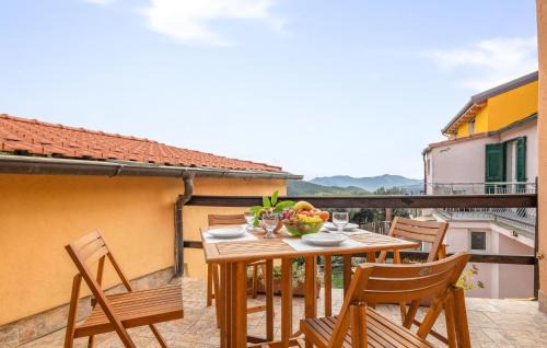 1 Bedroom Amazing Home In Onzo