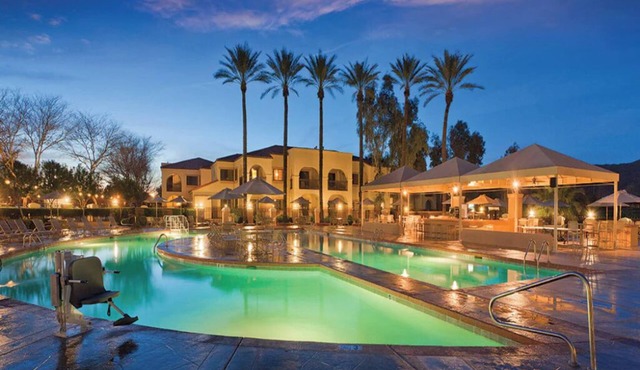 1 Bedroom Deluxe Condo, Kitchen, Sleeps 4, South Mountain, Legacy Golf Resort!