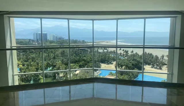 1 Bedroom Grand Mayan Deluxxe Ocean Front VIP Access Park & 2x1 Golf Tournament