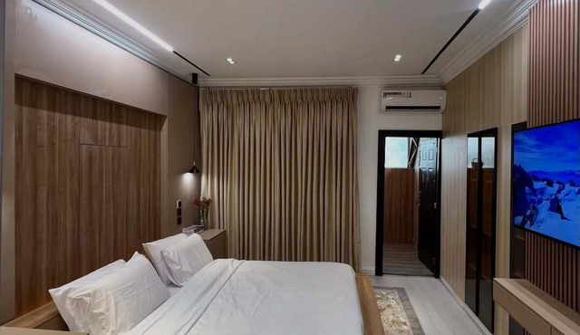1 Bedroom Penthouse with Private lounge in Utako