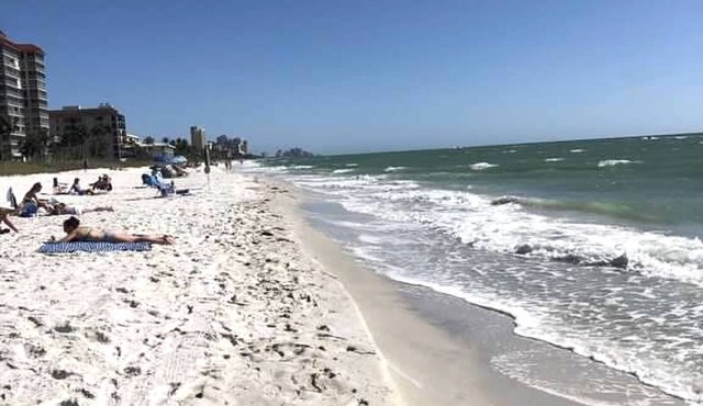 1 bedroom plus STUDIO on Vanderbilt Beach. Beach access, water views. Sleeps 4