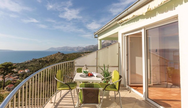 1 bedroom stunning apartment in Krvavica