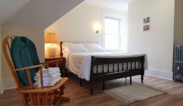 1 BR Apt walk to MCPHS, WPI, St Vincent Hospital