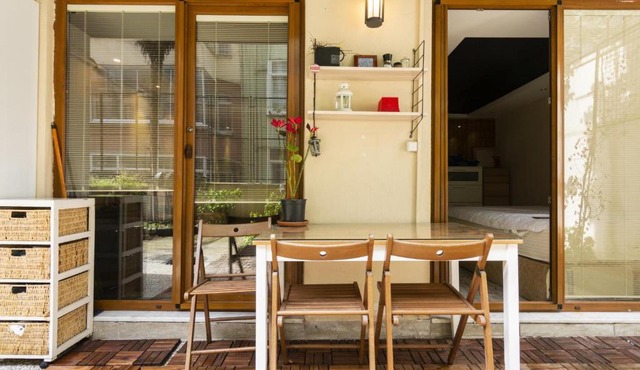 1 BR Designed House with Garden near Ramada Osmanbey Metro