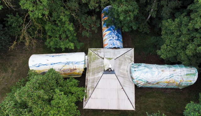 1 camp = 3 covered wagons :) Real nature adventure for 6 creatives
